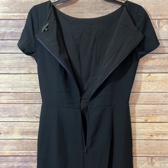 Theory Virgin Wool Navy Blue Dress size 4 EUC - Picture 9 of 10